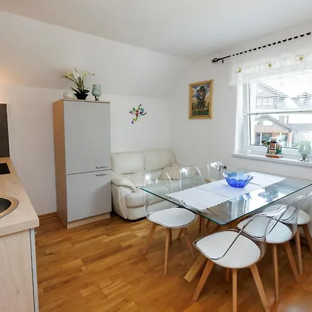 Wolf ゲストハウス ボーヒニ